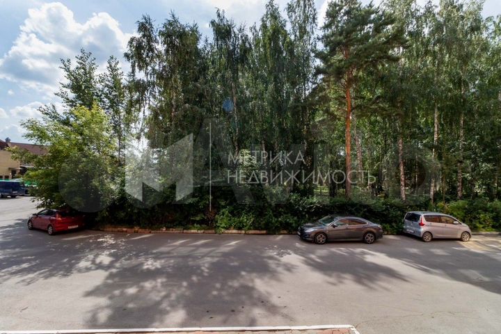 4-к. квартира, 126 м², 1/7 эт.