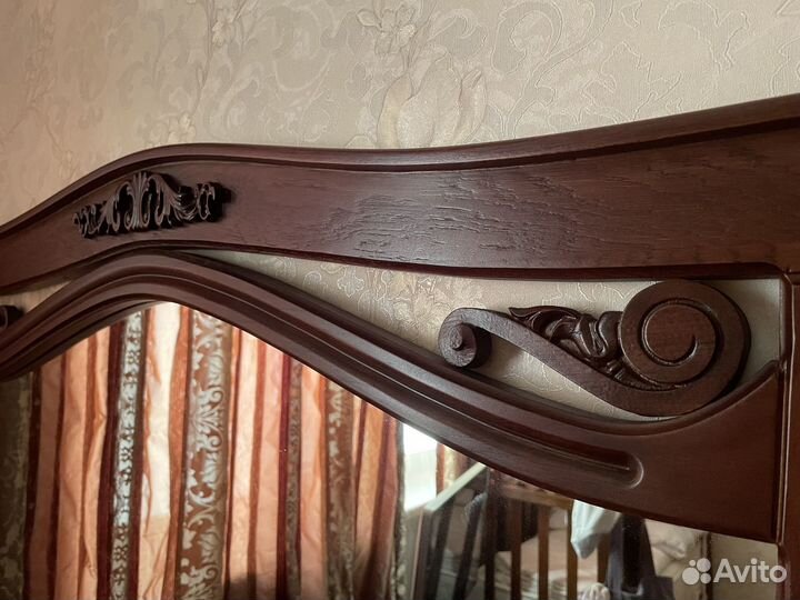 Туалетный столик из дуба