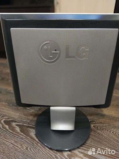 Монитор LG