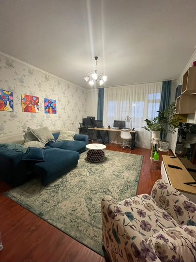 2-к. квартира, 79,9 м², 10/16 эт.