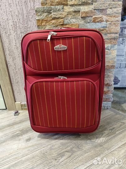 Чемодан на колесах бу
