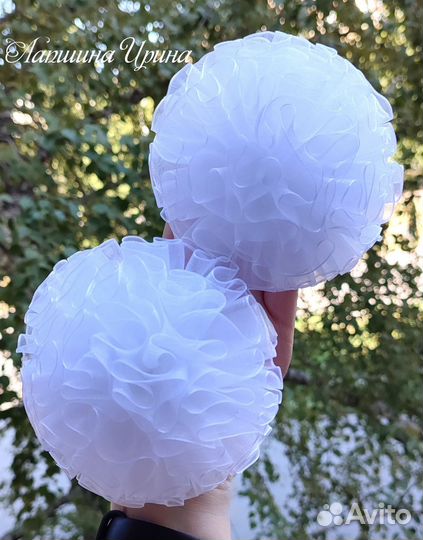 Белые школьные банты