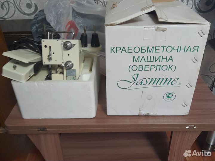Оверлок для швейной машины
