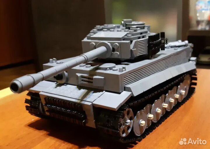 Конструктор танк Тигр на пу