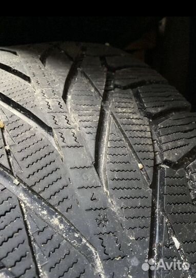 Nokian Tyres Hakkapeliitta R3 SUV 275/45 R20
