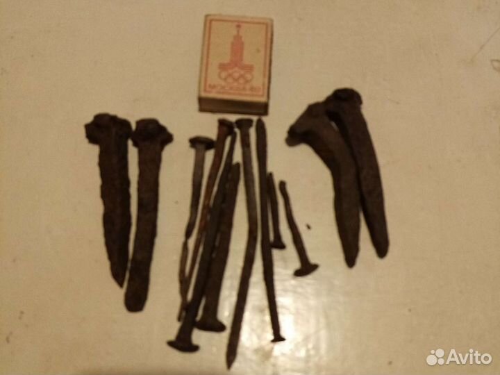 Кованные гвозди