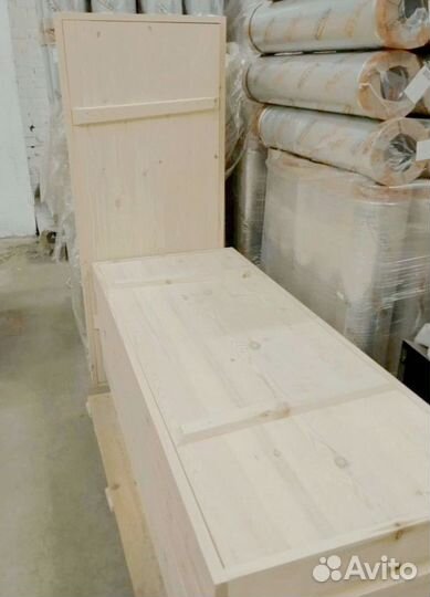 Дверь деревянная для бани