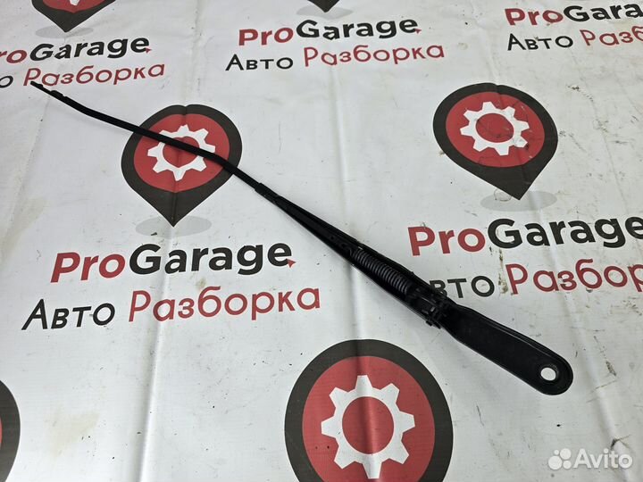 Поводок стеклоочистителя правый Haval Jolion