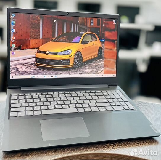 Ноутбук Lenovo 15,6/FHD/AMD/SSD/530/Гарантия