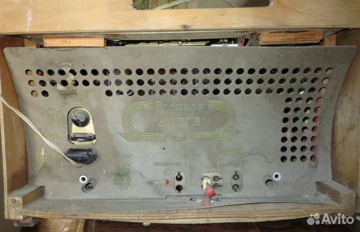 Радиола Волга