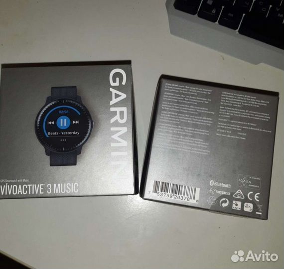 Часы Garmin vivoactive 3 music