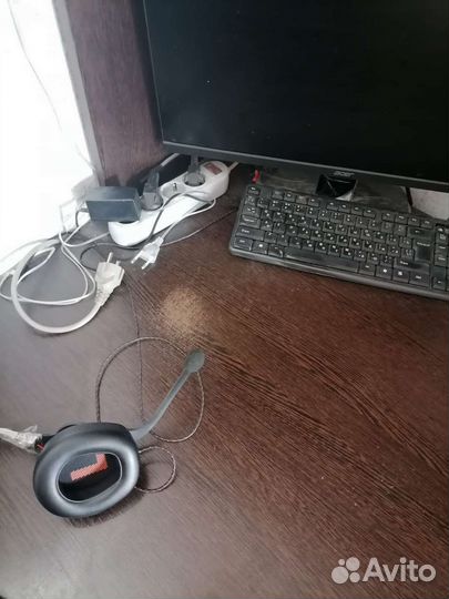 Письменный стол