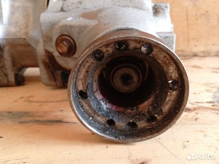 Коробка раздаточная Volvo XC90