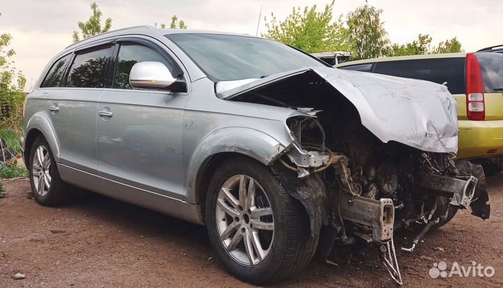 В разборе audi q7 4l 4.2 bar