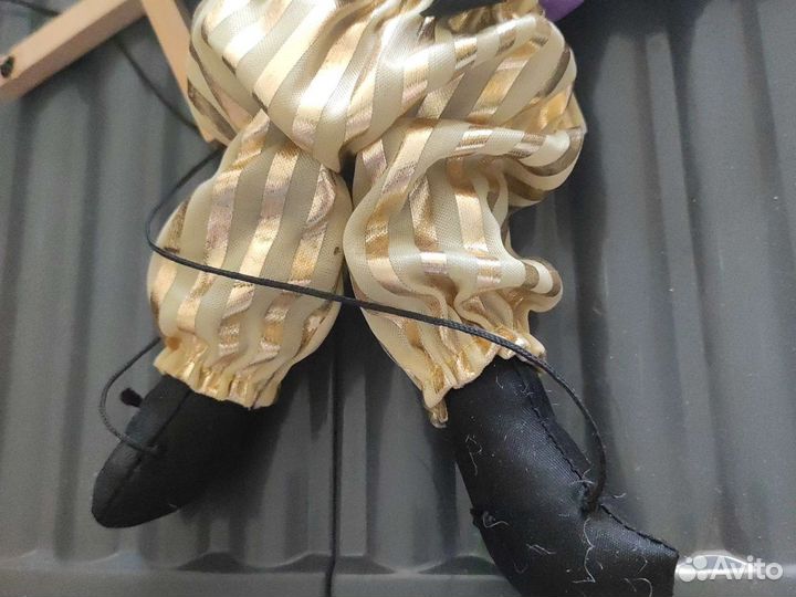 Кукла клоун с веревочным управлением