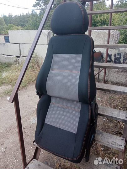 Новое левое сиденье на Нива Урбан