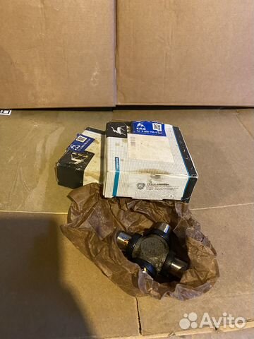 Крестовина поворотного кулака газ