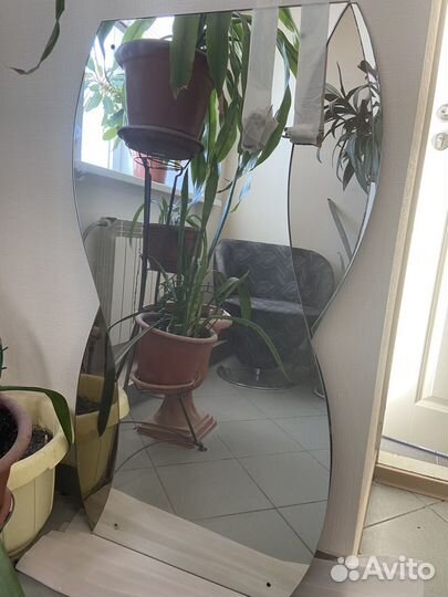 Зеркало настенное