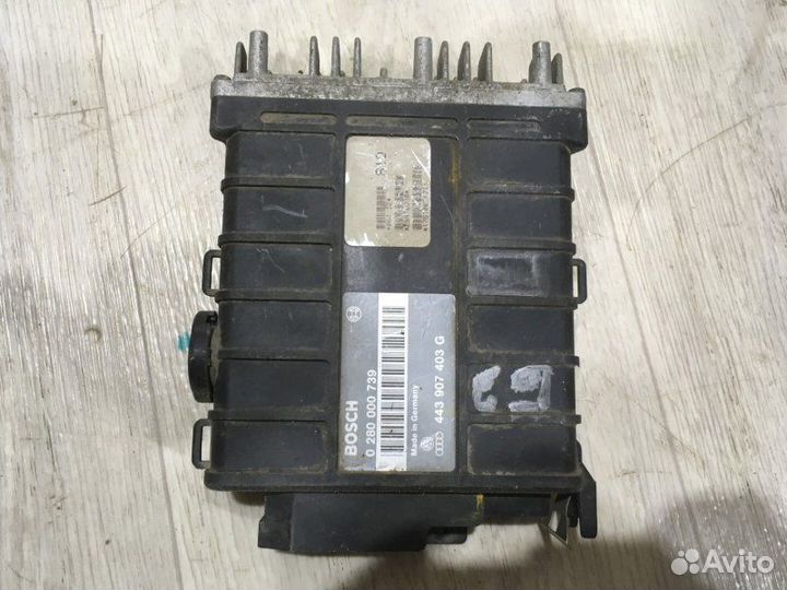 Блок управления двигателем Volkswagen Passat B3