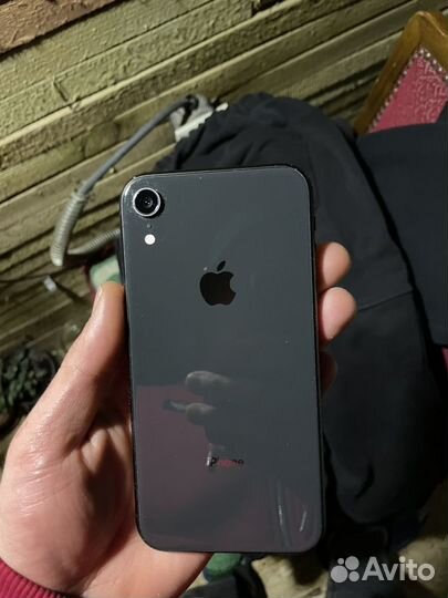 iPhone Xr, 128 ГБ