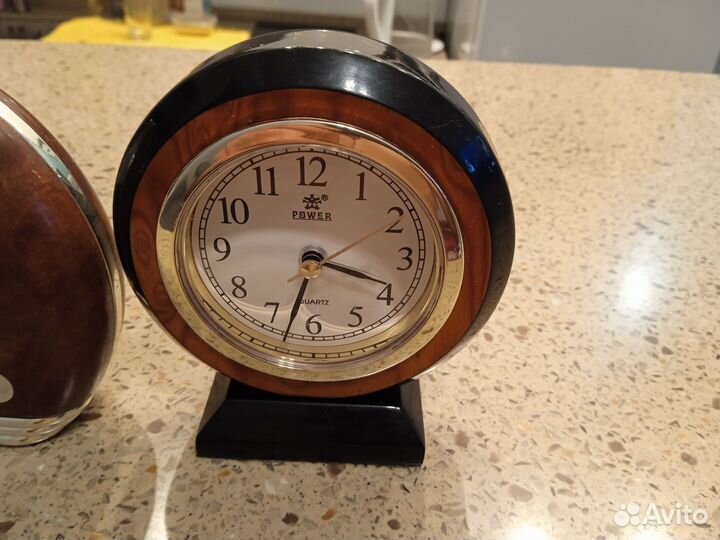 Часы будильник