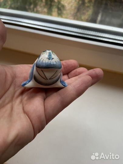 Керамическая фигурка моржа авторская работа