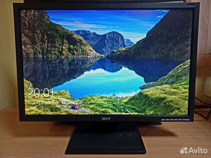 Монитор Acer 22 дюйма