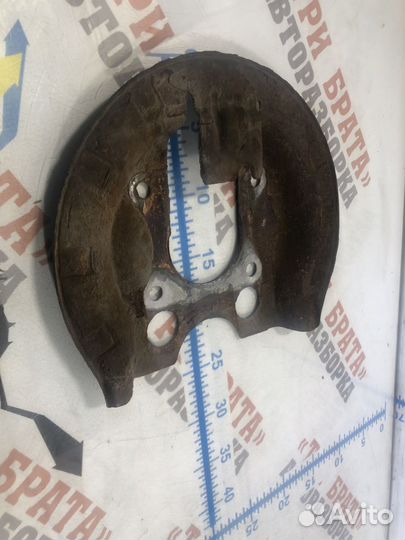 Пежо 307 Задняя защита тормозного диска Лев