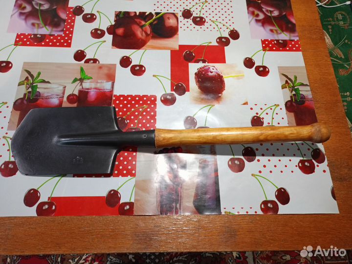 Лопата туристическая