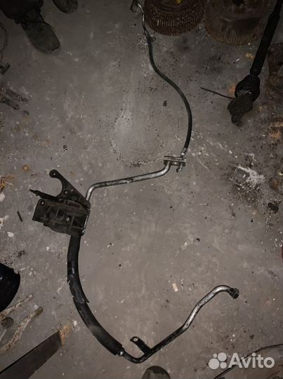 Chrysler voyager 2 91-95 трубка кондиционера (2шт)