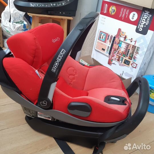 Детское автокресло от 0 maxi cosi с базой