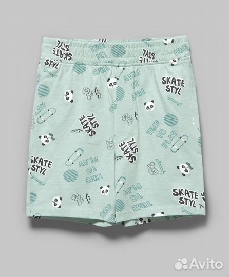 Новый комплект (футболка и шорты)