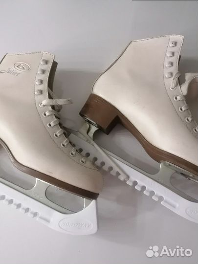 Коньки фигурные