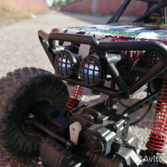 Машина радио управляемая. Cross-Country