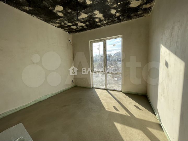 Дом 94 м² на участке 5 сот.