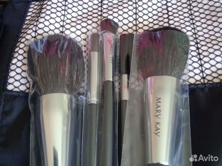 Кисти для макияжа натуральные Мару кау