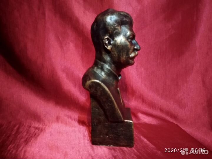 Продаю бюст Сталина