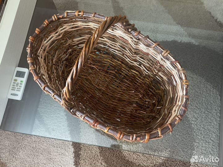 Корзина плетеная