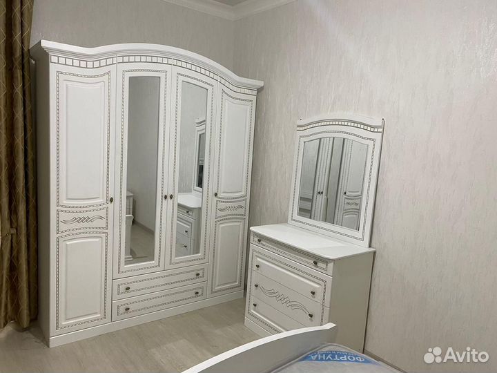 Спальный гарнитур 