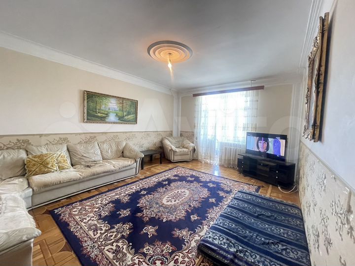 3-к. квартира, 110 м², 4/5 эт.