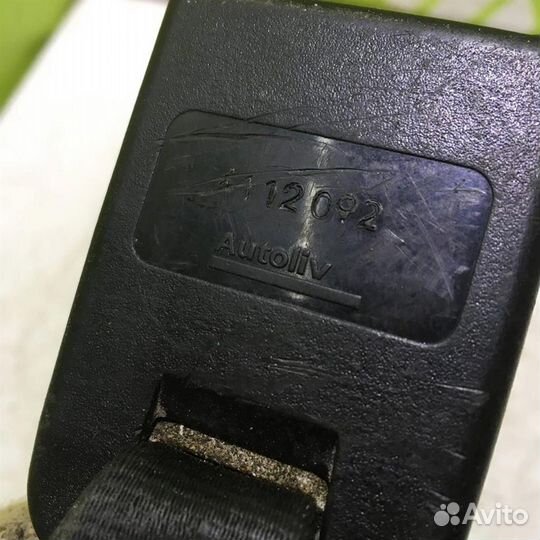 Ответная часть ремня безопасности Пежо 206