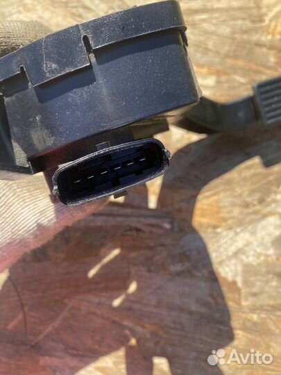 Электро Педаль газа hyundai solaris 1