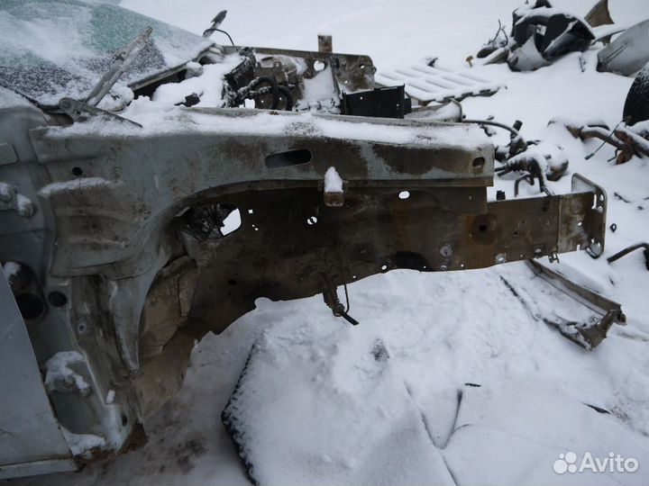 Лонжерон передний правый Ford Focus I (1998—2004)