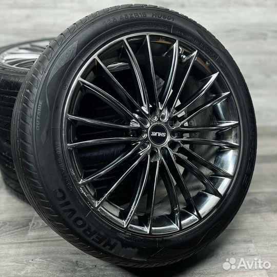 Колеса R18 5x114,3 shlk 235/45/R18