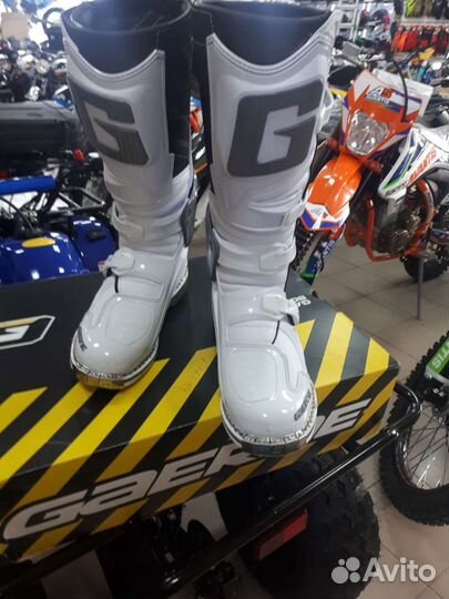 Мотоботы кроссовые Gaerne Fastback. новые
