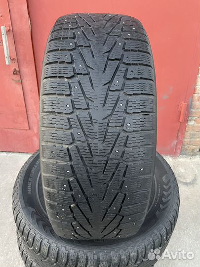 Nokian Tyres Hakkapeliitta 7 SUV 285/60 R18 116