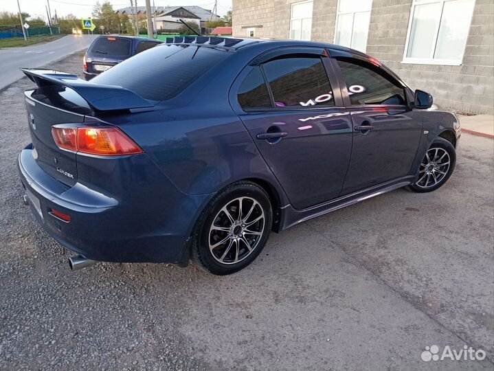 Mitsubishi Lancer 2.0 МТ, 2008, 283 729 км
