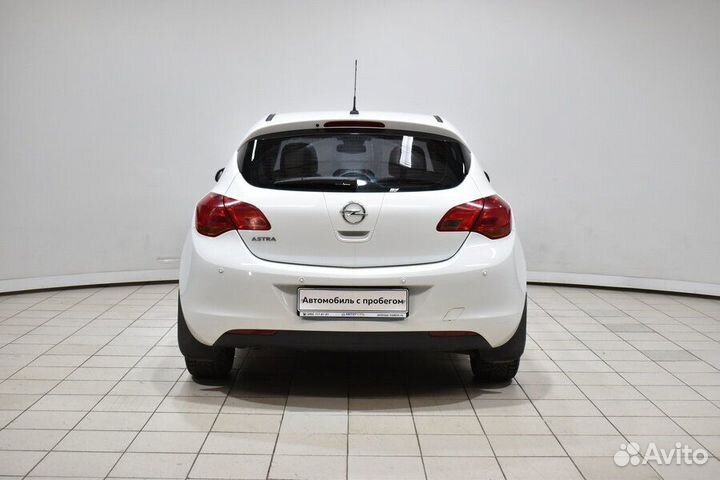 Opel Astra 1.6 AT, 2010, 180 000 км