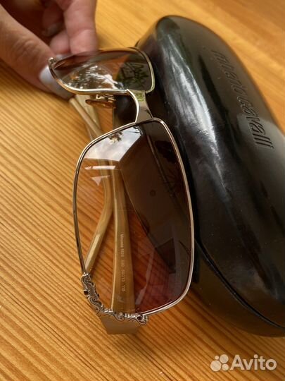 Солнцезащитные очки roberto cavalli