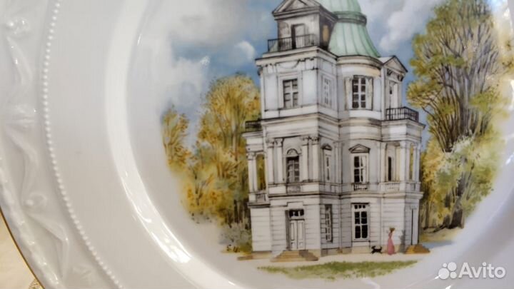 Тарелка из серии замки Берлина KPM есть скол
